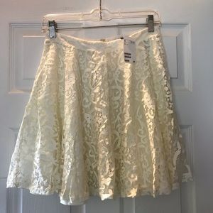 H&M NWT Ivory Lace Mini Skirt